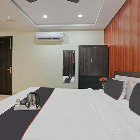 Collection O Srg Hotel Chinhat Luaran gambar