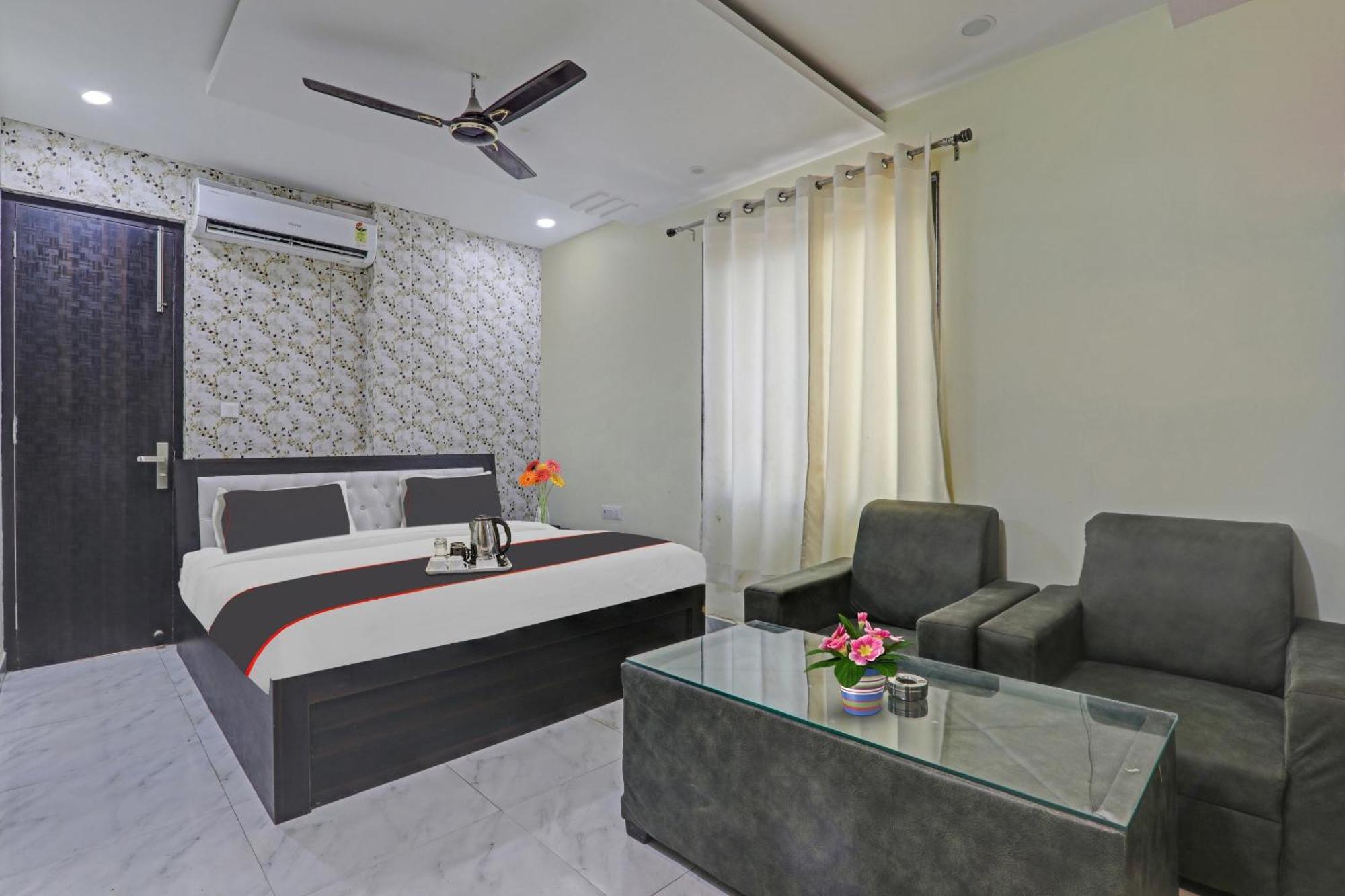 Collection O Srg Hotel Chinhat Luaran gambar